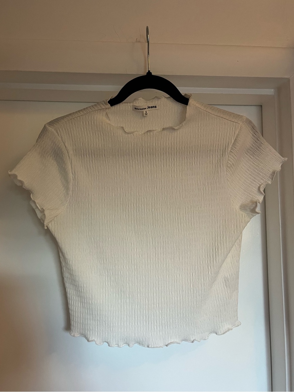 NWOT Reformation White Ribbed Lettuce-Edge Short Sleeve Tee